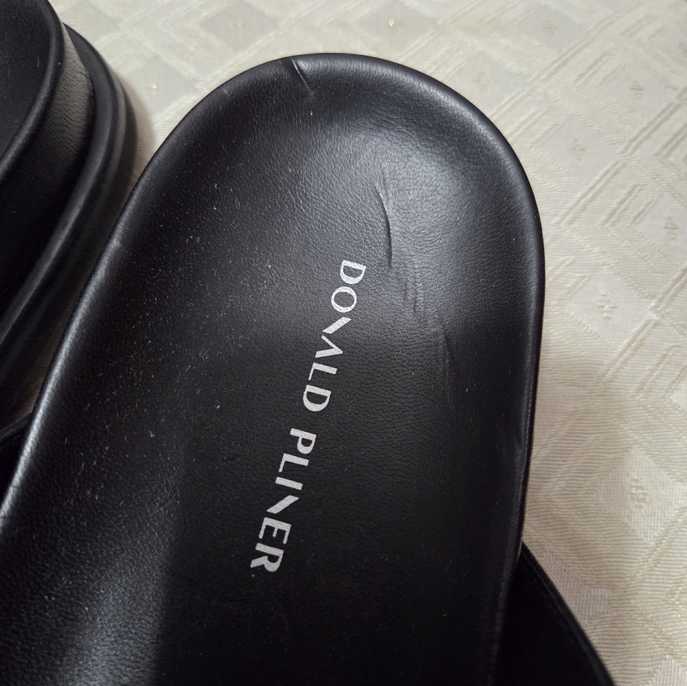Donald Pliner Black and White Slide Sandals - Picture 6 of 6